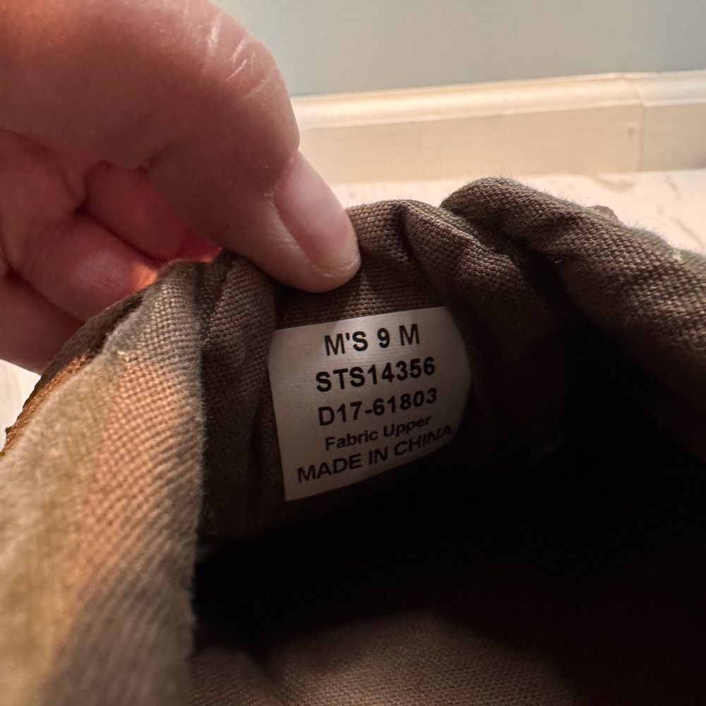 Sperry Men’s Brown Canvas Sneakers - Picture 7 of 7
